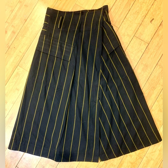 VINCE. Striped Utility Skirt - Black/Olive - Picture 3 of 6